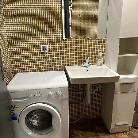 Gitea Lilies 소조폴