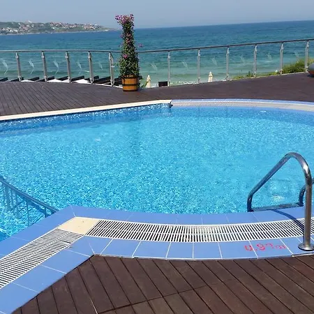 아파트 Gitea Lilies *