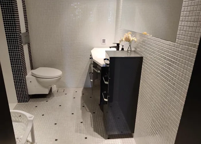 Gitea Lilies Σωζόπολη