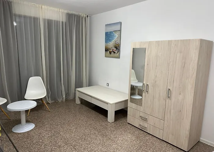 Gitea Lilies Σωζόπολη