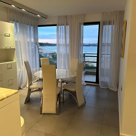 Gitea Lilies Apartament Sozopol