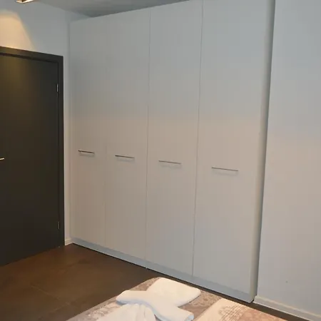Gitea Lilies Apartament