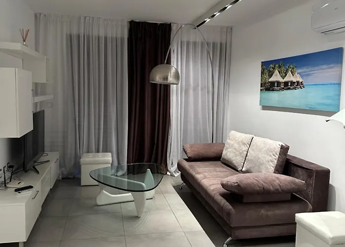 Gitea Lilies Apartament